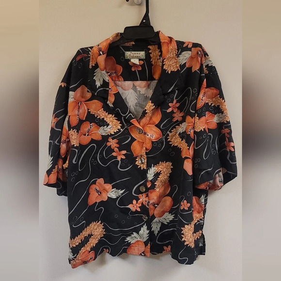 Tommy Bahama silk button up shirt - Picture 1 of 5